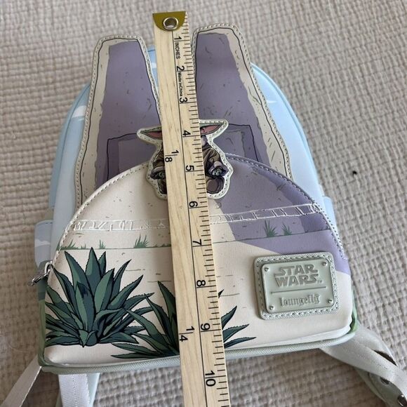 Star‎ Wars Loungefly Mini Backpack Mandalorian Grogu Glow in the Dark Travel NEW - Picture 13 of 16